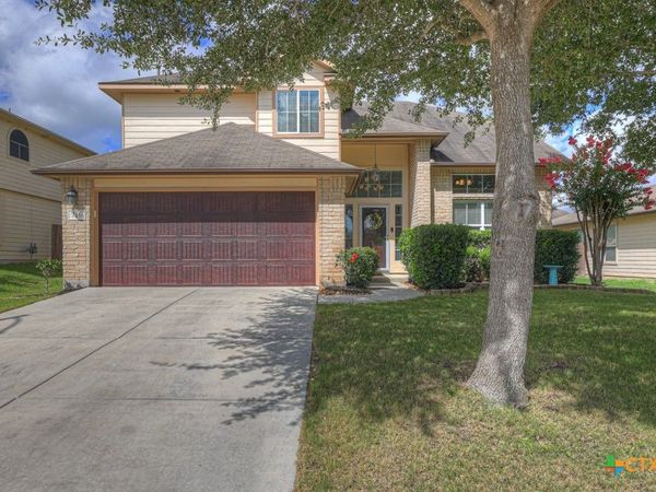 716 Hollow Ridge , Schertz, TX 78108