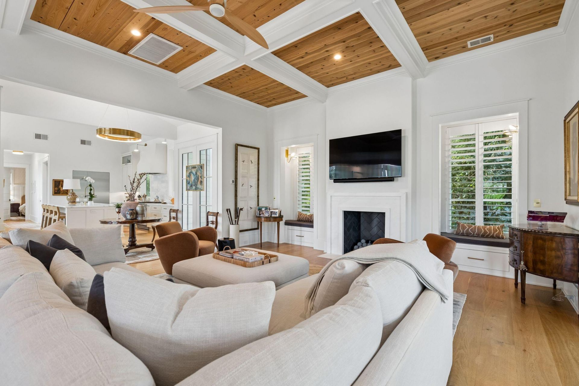 321 Bayley Road Photo 11