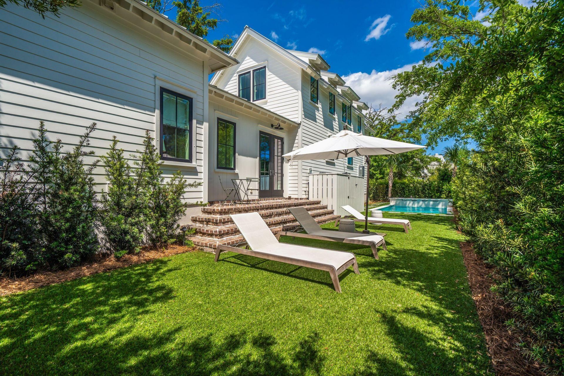 321 Bayley Road Photo 6