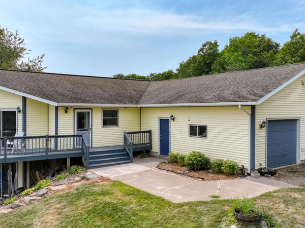 N1395 Grouse Road , Sarona, WI 54870