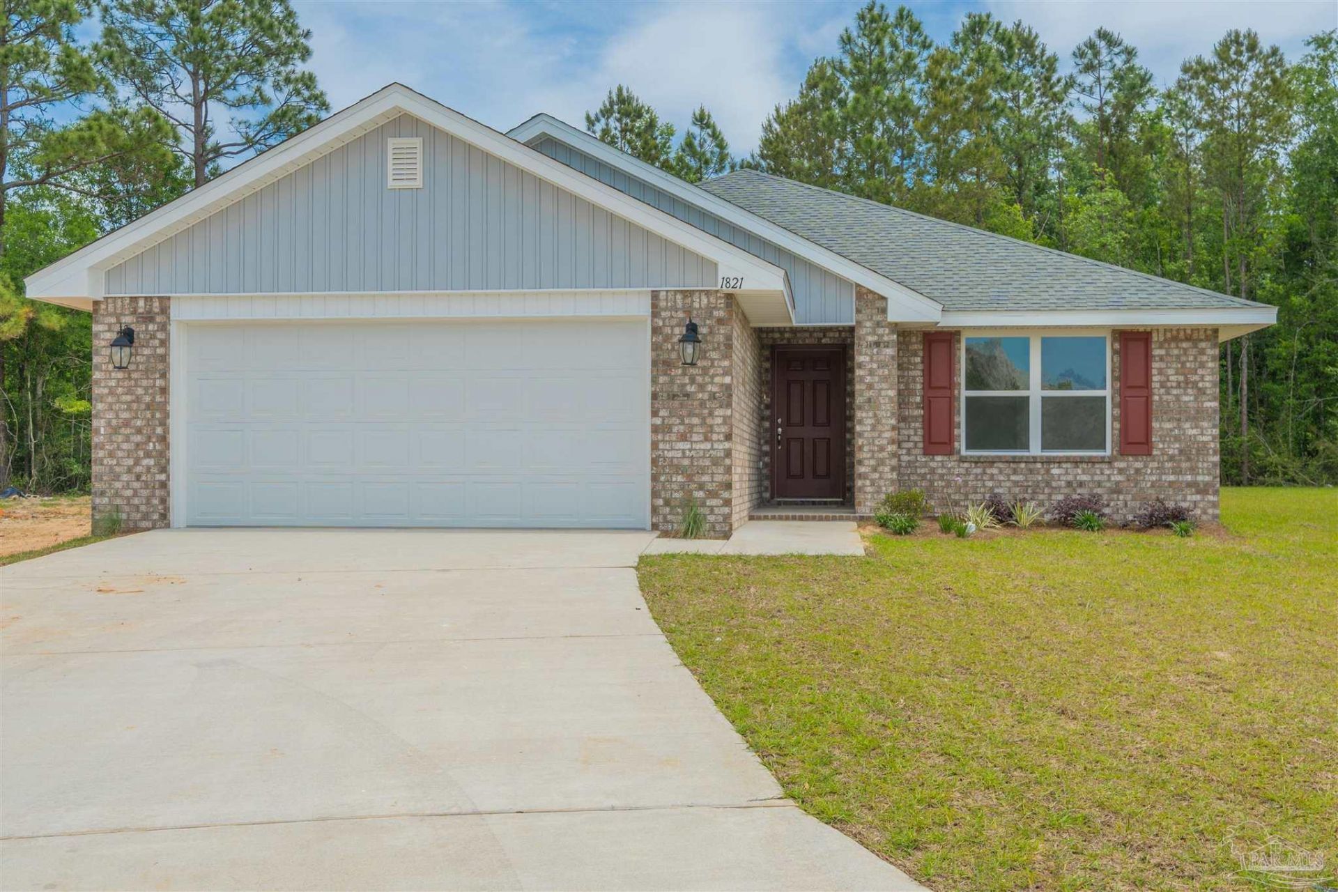 9826 Windy Hill Rd, Pensacola, FL 32526 Main Photo