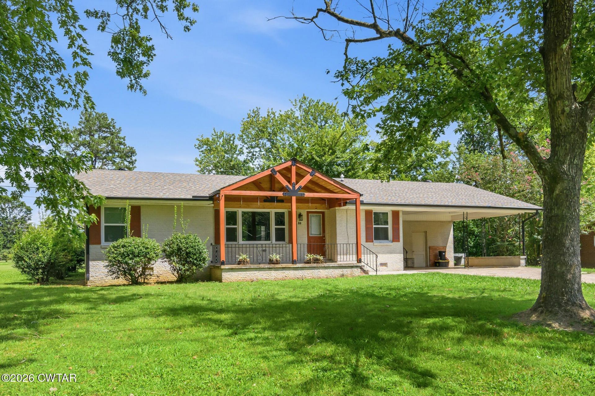 99 Lakewood Drive, Lexington, TN 38351 Main Photo