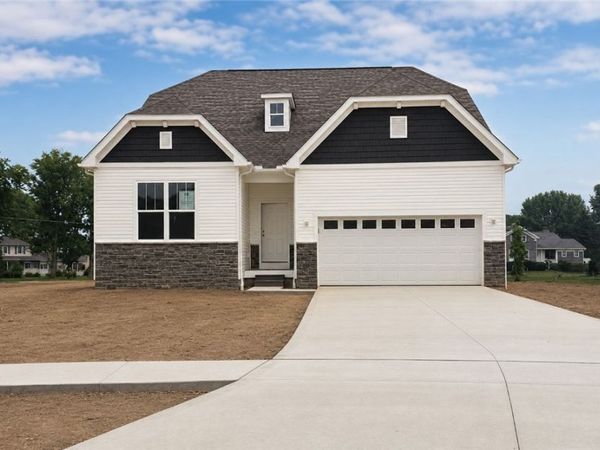 4571 Robinwood Court , Medina, OH 44256