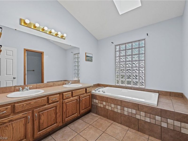 5086 Silver Maple Lane, Medina, OH 44256 Photo 37