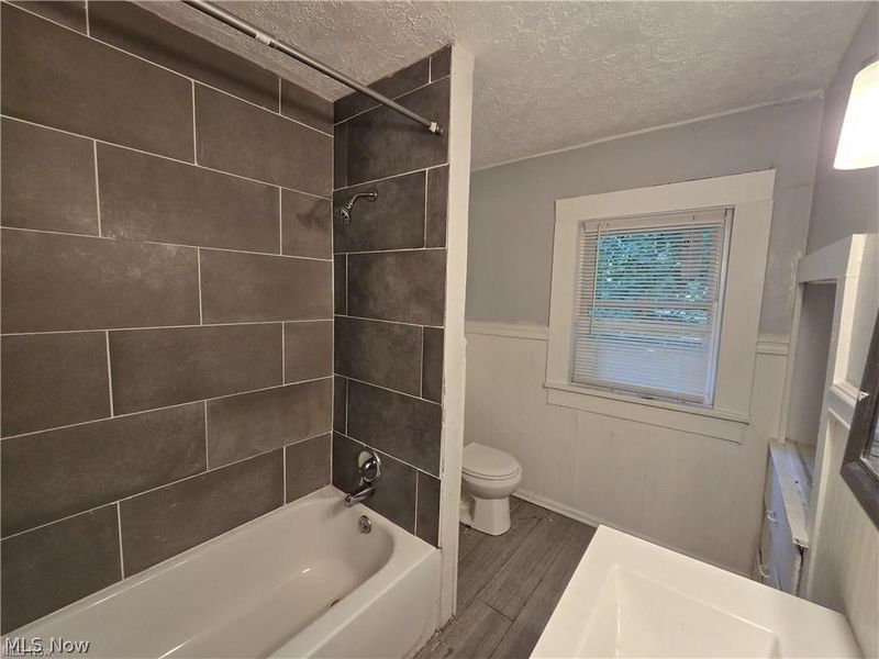 1412 Woodland Avenue NW, Canton, OH 44703 Photo 5