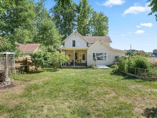 916 Giles Street, Stoughton, WI 53589