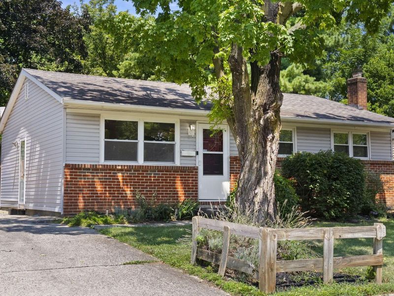 5390 Mountville Avenue, Columbus, OH 43232 Photo 1