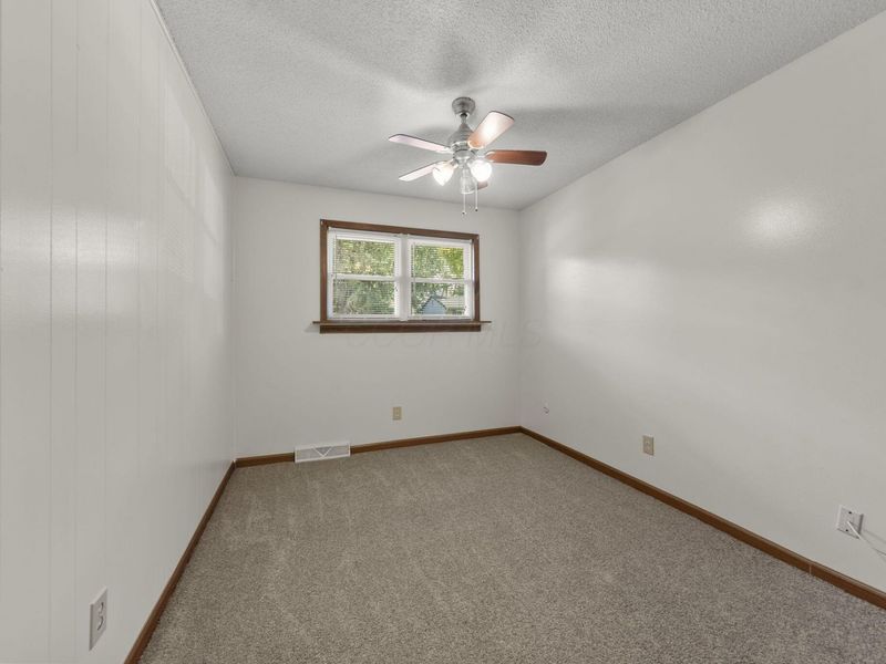 5390 Mountville Avenue, Columbus, OH 43232 Photo 14