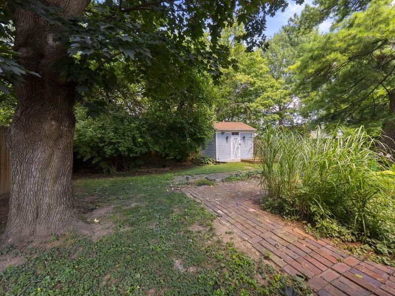 5390 Mountville Avenue, Columbus, OH 43232 Photo 24