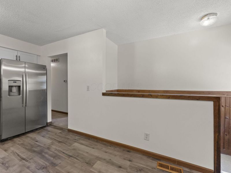 5390 Mountville Avenue, Columbus, OH 43232 Photo 5