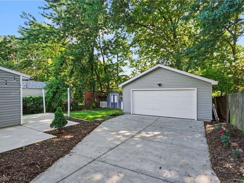 1881 Hanover Street, Cuyahoga Falls, OH 44221 Photo 31