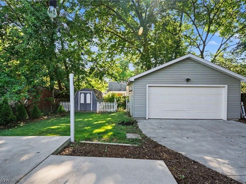 1881 Hanover Street, Cuyahoga Falls, OH 44221 Photo 33