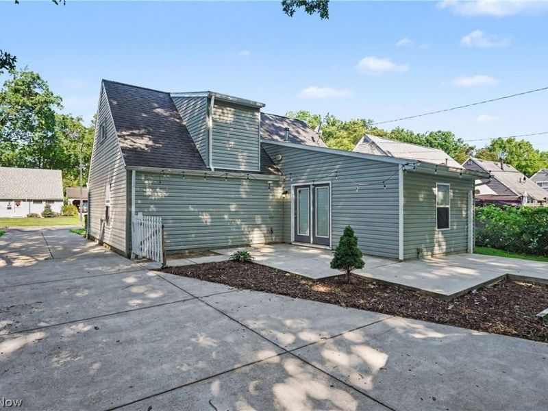 1881 Hanover Street, Cuyahoga Falls, OH 44221 Photo 34