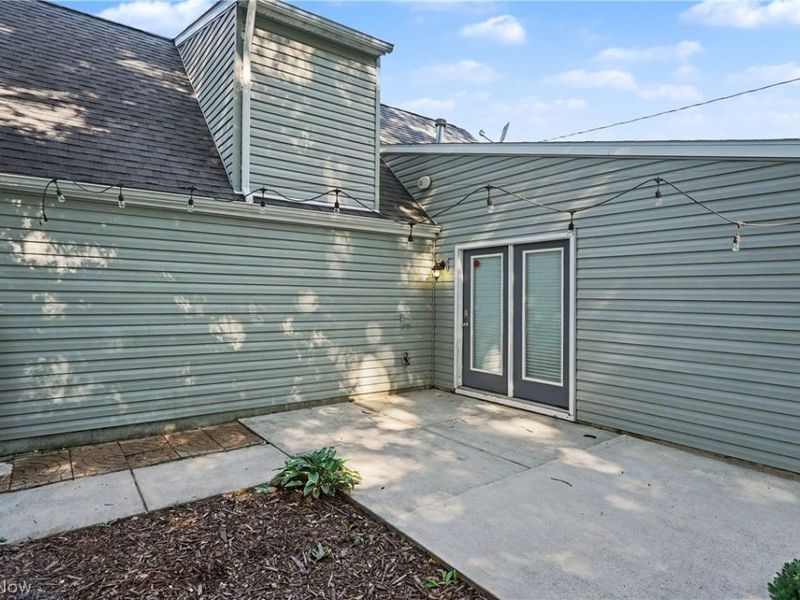 1881 Hanover Street, Cuyahoga Falls, OH 44221 Photo 35