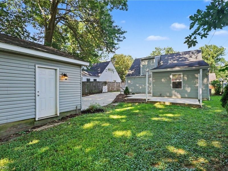 1881 Hanover Street, Cuyahoga Falls, OH 44221 Photo 38