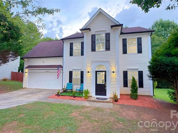 9240 Tiger Lily Lane, Charlotte, NC 28215
