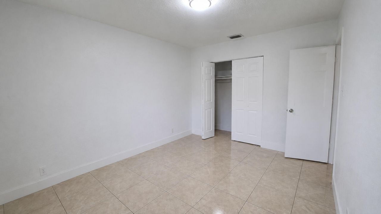 3970 NW 31st Terrace, Unit 1, Lauderdale Lakes, FL 33309 Photo