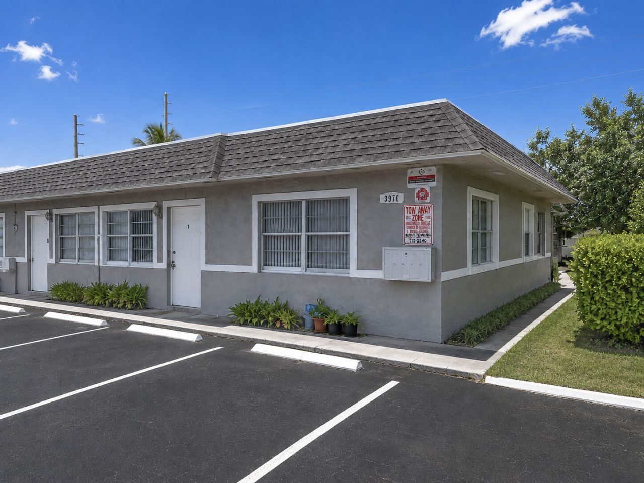 3970 NW 31st Terrace, Unit 1, Lauderdale Lakes, FL 33309 Photo