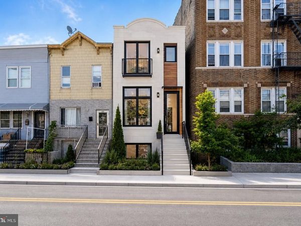 178 TONNELE, JERSEY CITY, NJ 07306