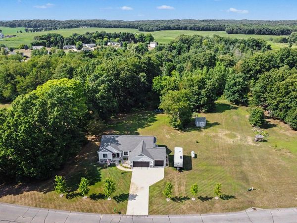 2759 Wildflower Drive, Middleville, MI 49333