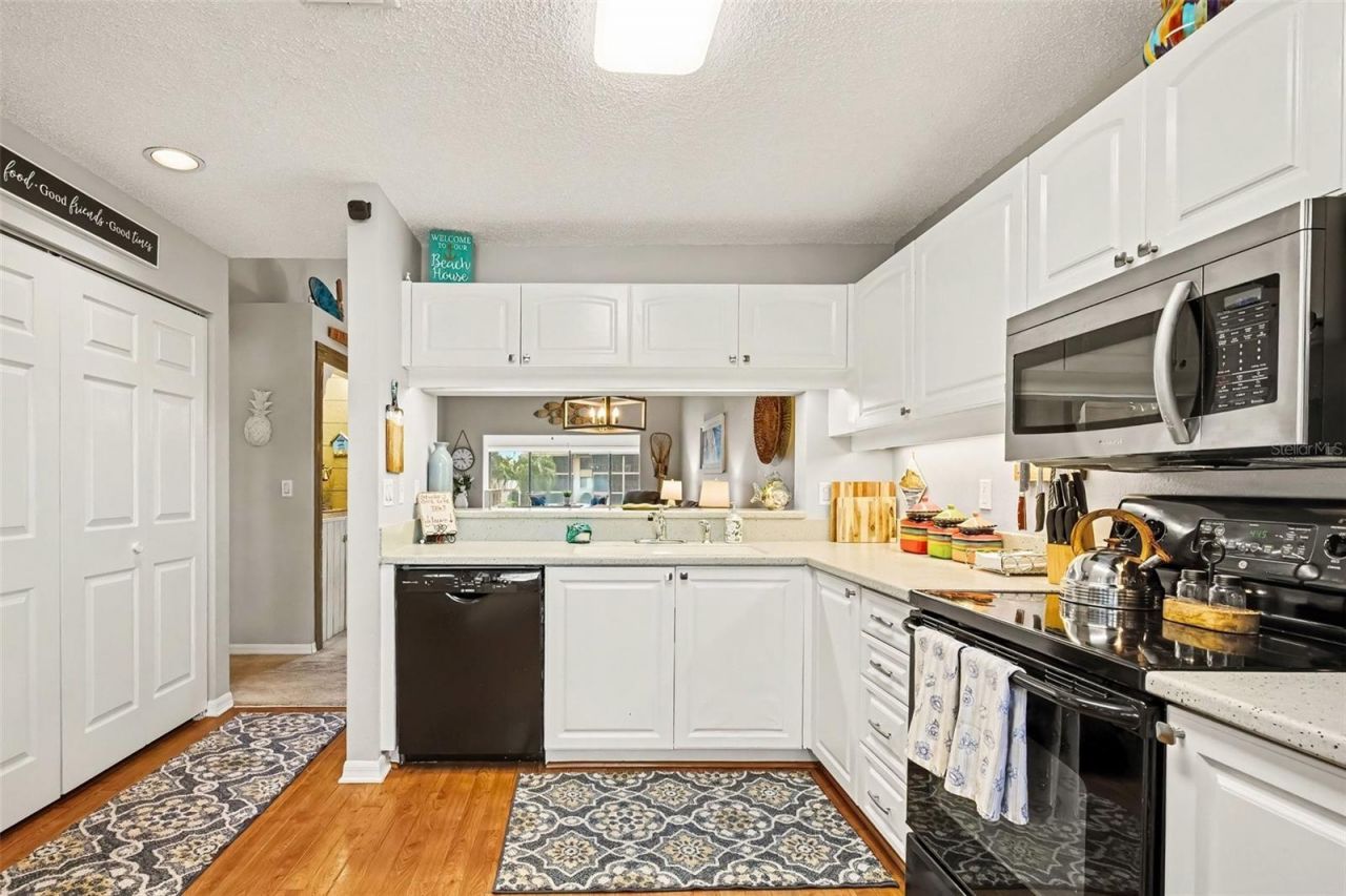 5652 Ashton Lake Drive, Unit 5652, Sarasota, FL 34231 Photo