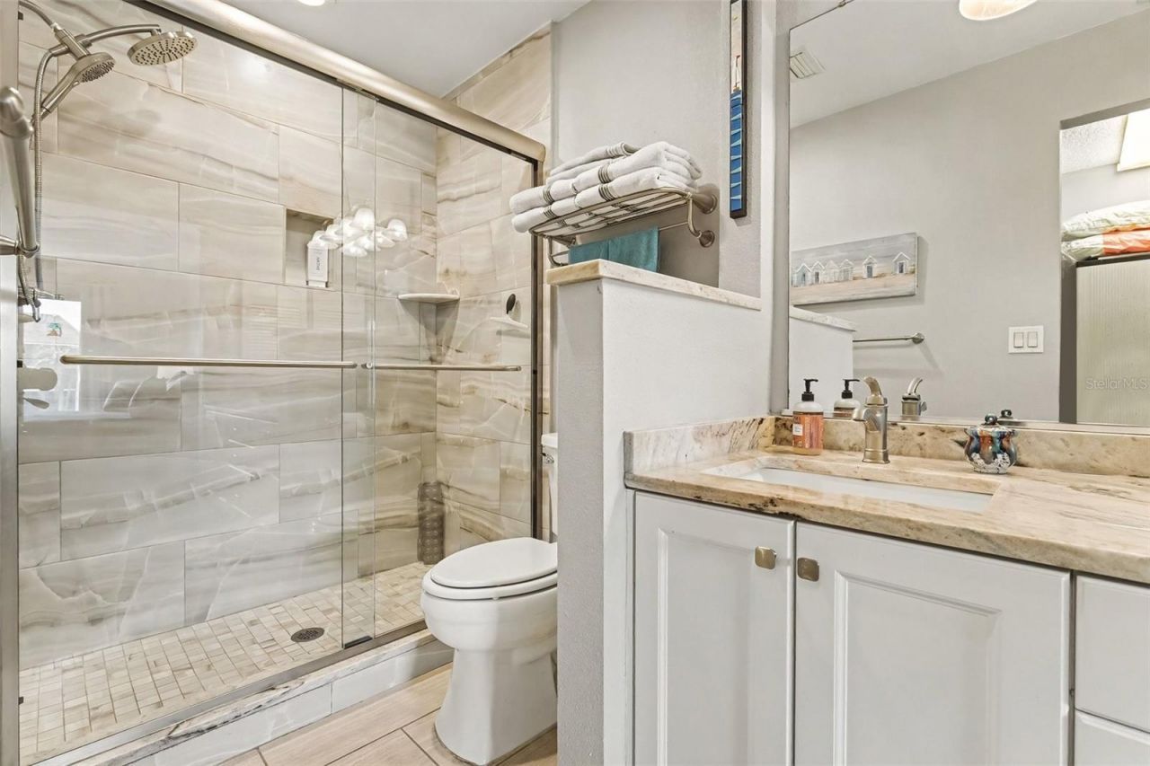 5652 Ashton Lake Drive, Unit 5652, Sarasota, FL 34231 Photo