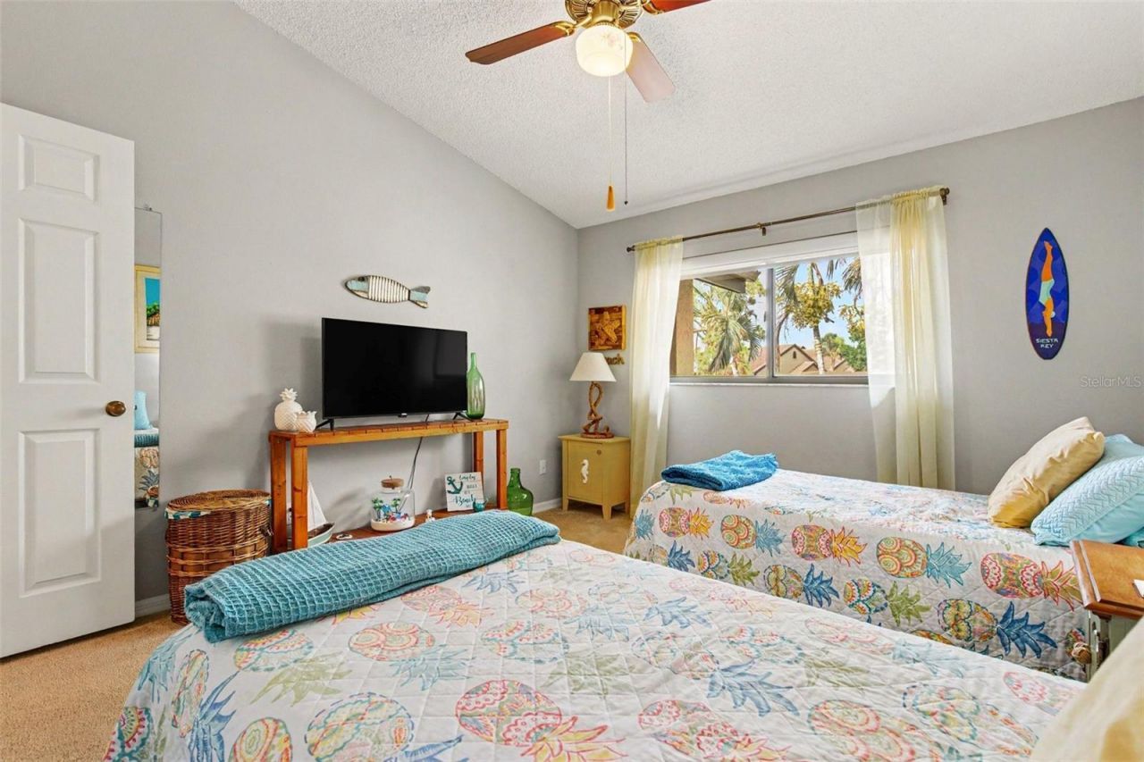 5652 Ashton Lake Drive, Unit 5652, Sarasota, FL 34231 Photo