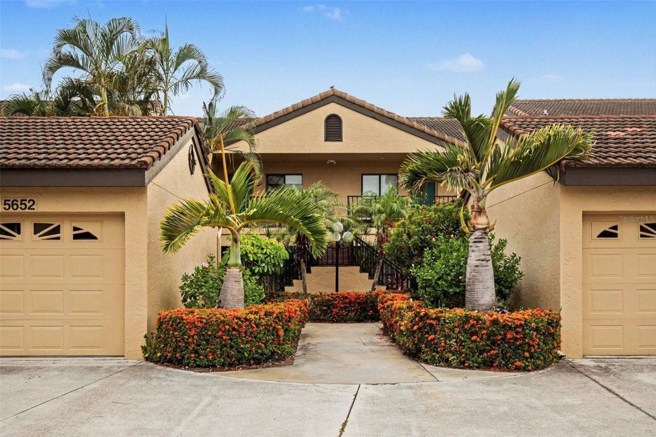 5652 Ashton Lake Drive, Unit 5652, Sarasota, FL 34231 Photo