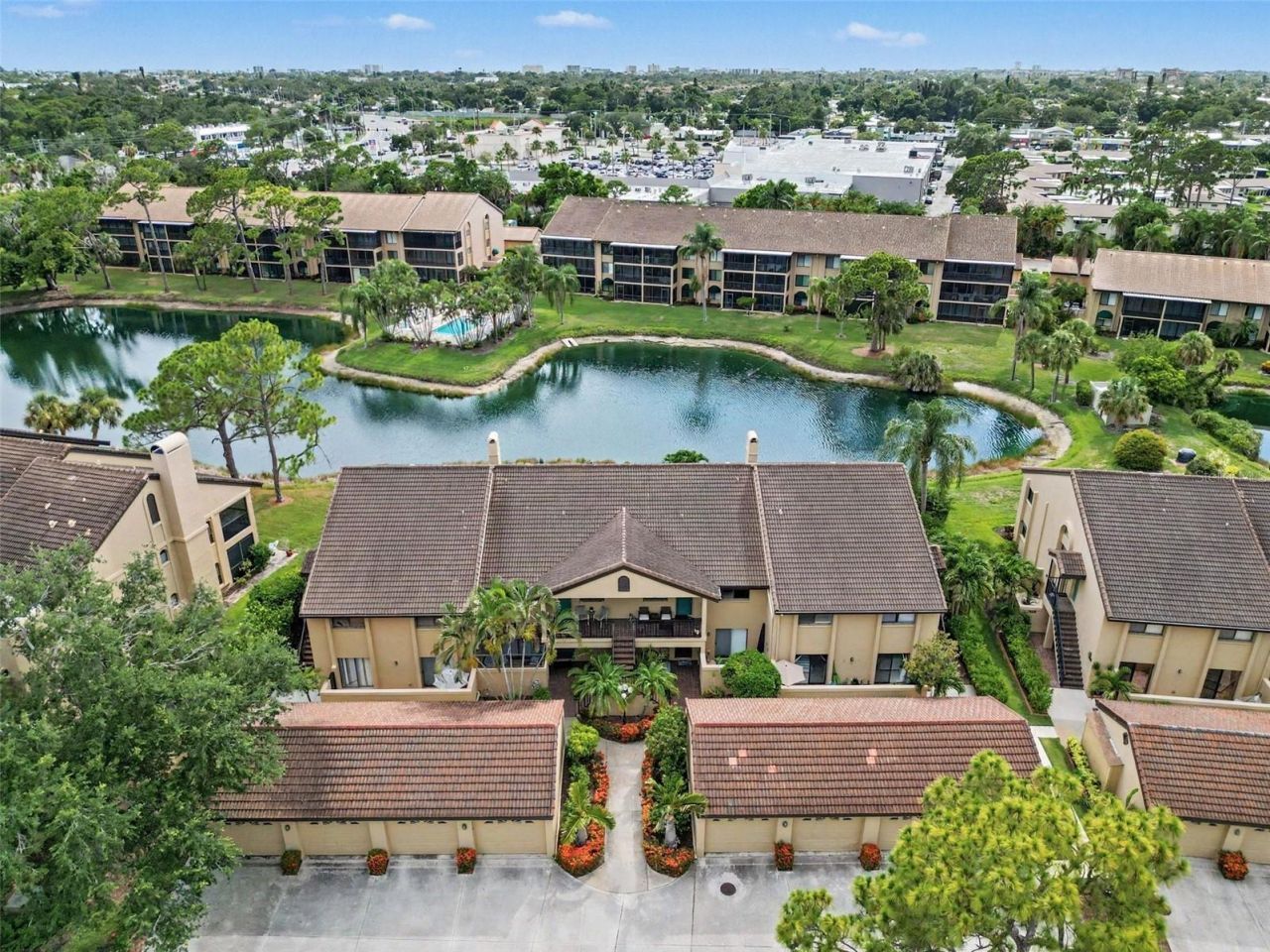 5652 Ashton Lake Drive, Unit 5652, Sarasota, FL 34231 Photo