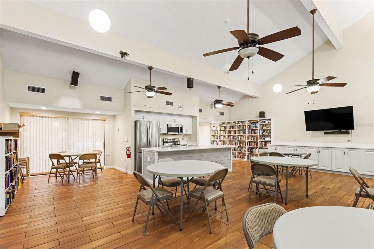 5652 Ashton Lake Drive, Unit 5652, Sarasota, FL 34231 Photo