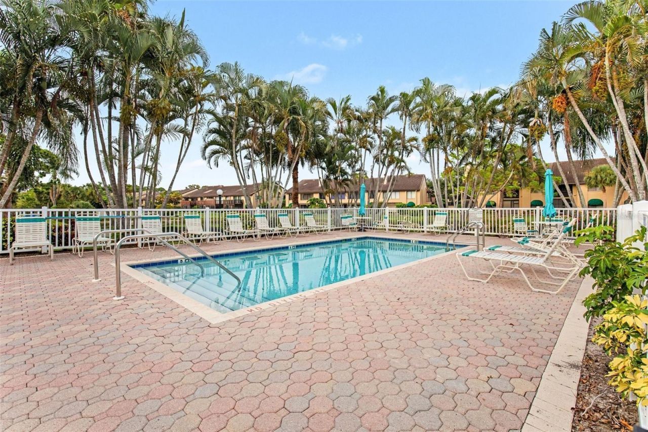 5652 Ashton Lake Drive, Unit 5652, Sarasota, FL 34231 Photo
