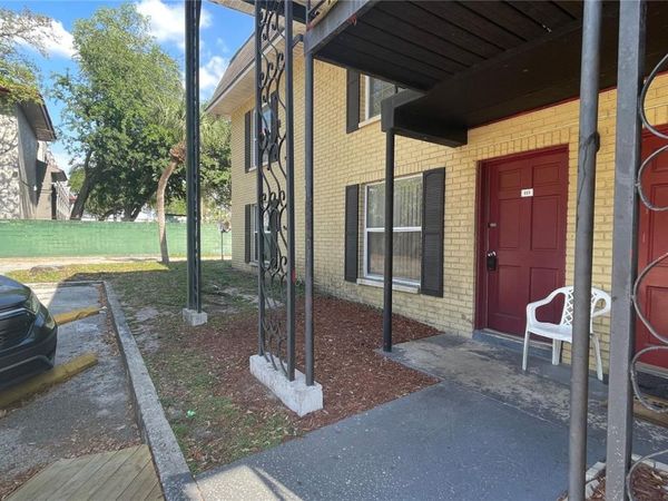 2800 E 113TH AVENUE, Unit B2113, TAMPA, FL 33612