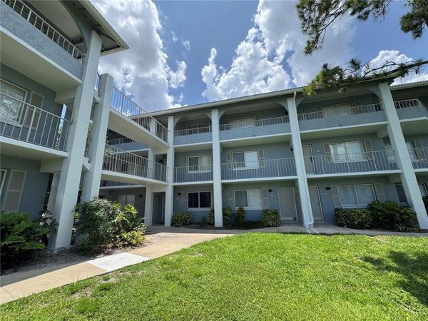 115 OYSTER BAY CIRCLE , Unit 300, ALTAMONTE SPRINGS, FL 32701