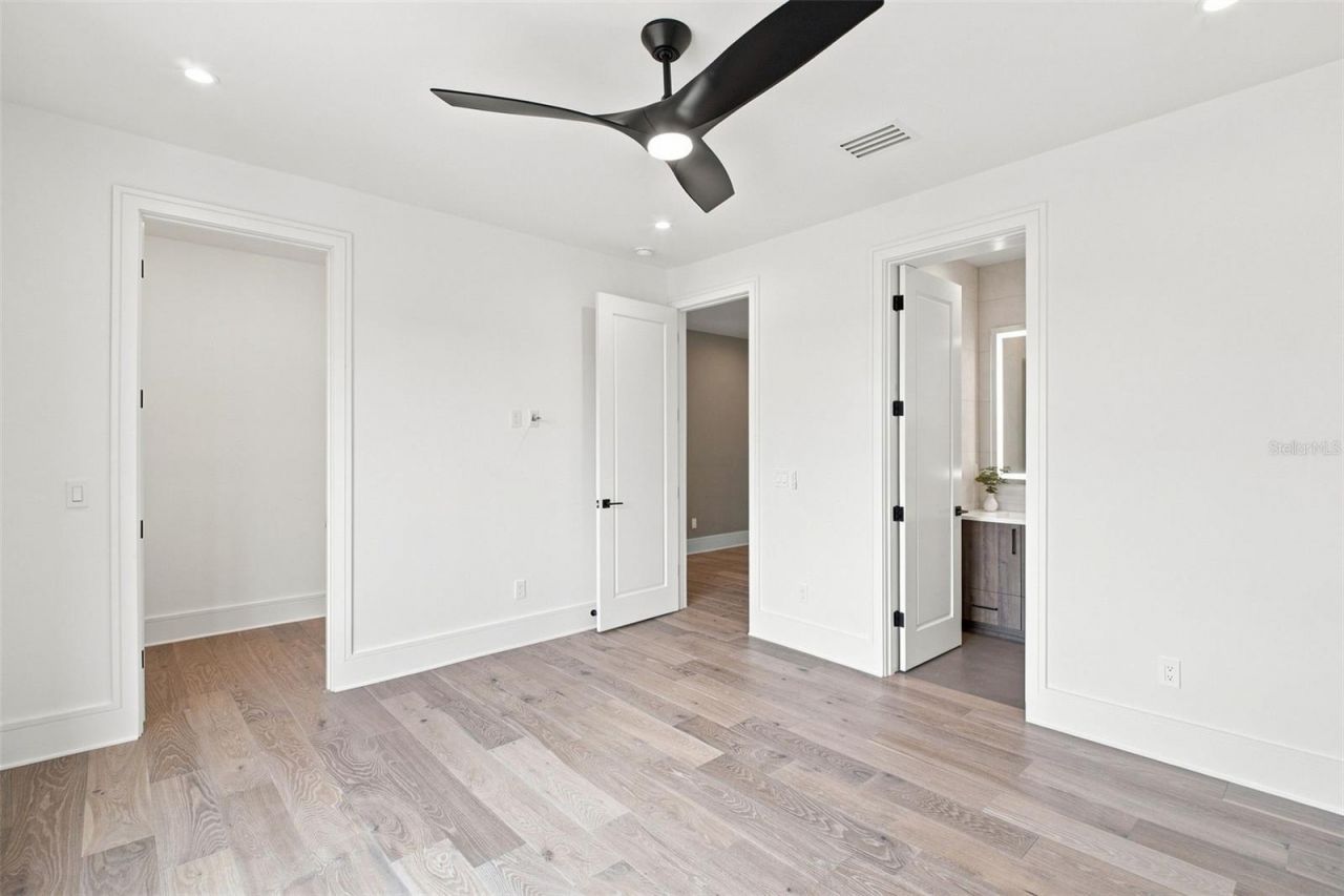 1076 Snell Isle Boulevard Ne, Saint Petersburg, FL 33704 Photo