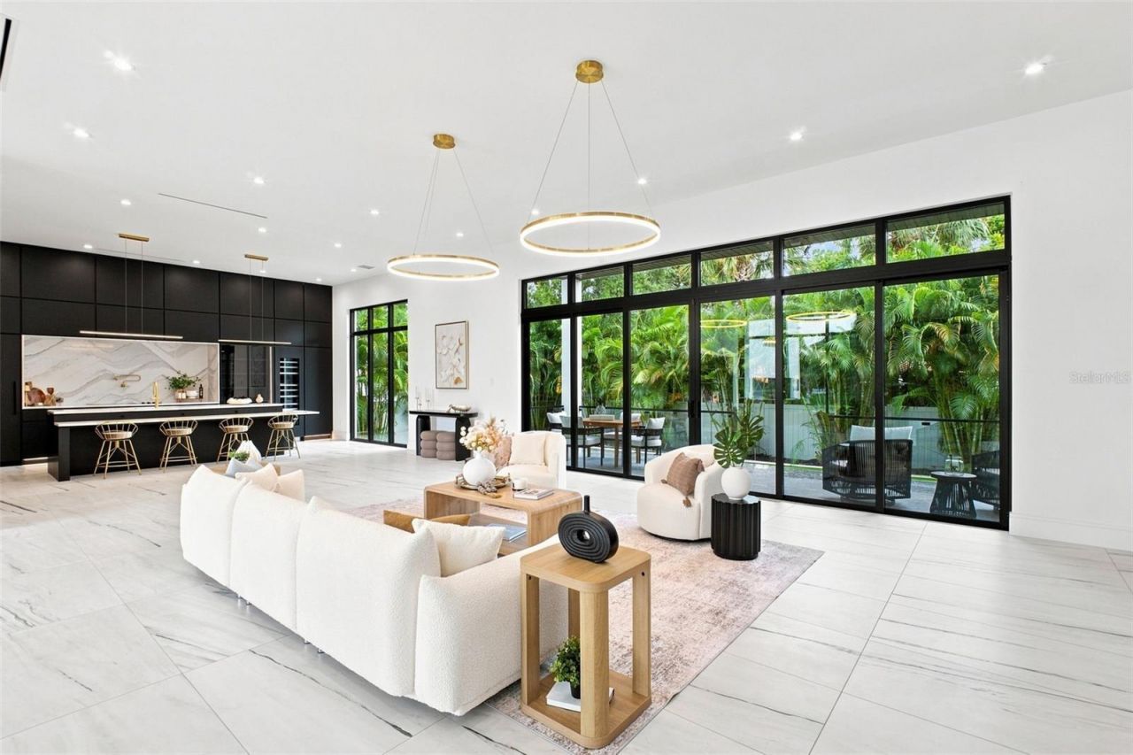 1076 Snell Isle Boulevard Ne, Saint Petersburg, FL 33704 Photo