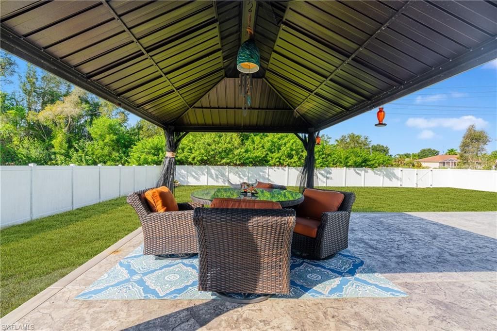 775 Arundel Cir, Fort Myers, FL 33913 Photo