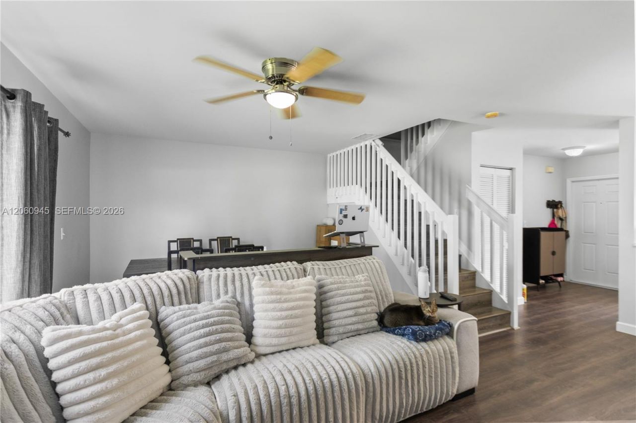 634 NW 208th Dr , Pembroke Pines, FL 33029 Photo