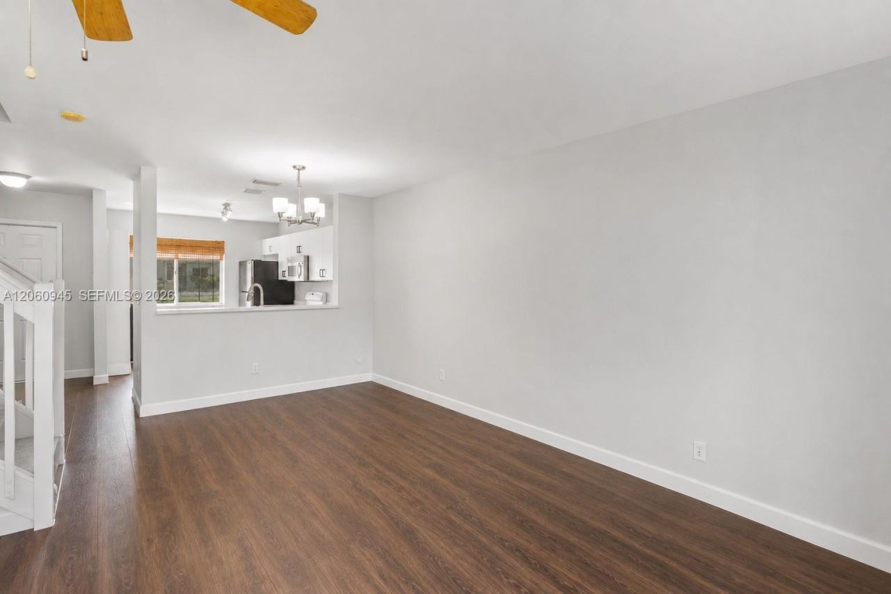 634 NW 208th Dr , Pembroke Pines, FL 33029 Photo