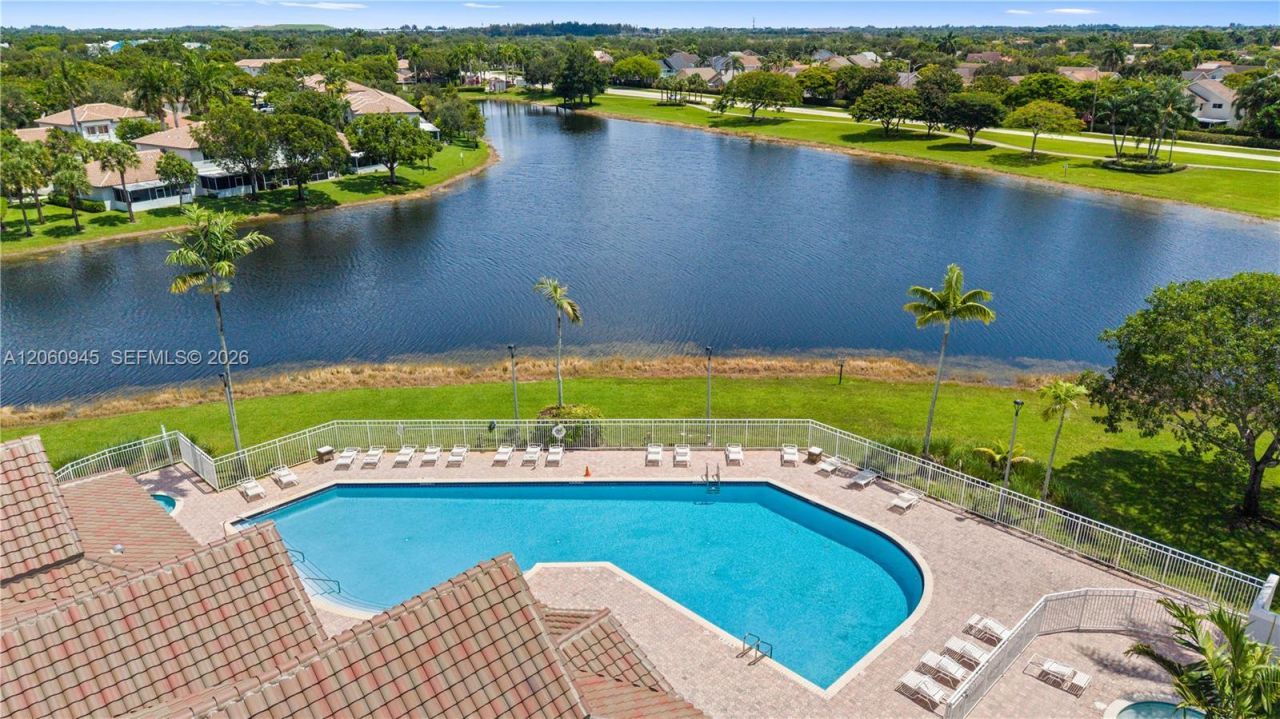 634 NW 208th Dr , Pembroke Pines, FL 33029 Photo