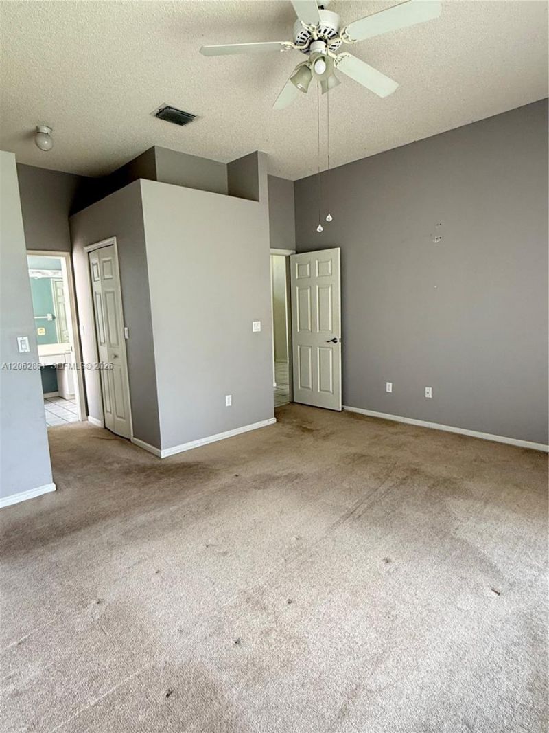 2435 SE 7th Pl, Unit 2435, Homestead, FL 33033 Photo
