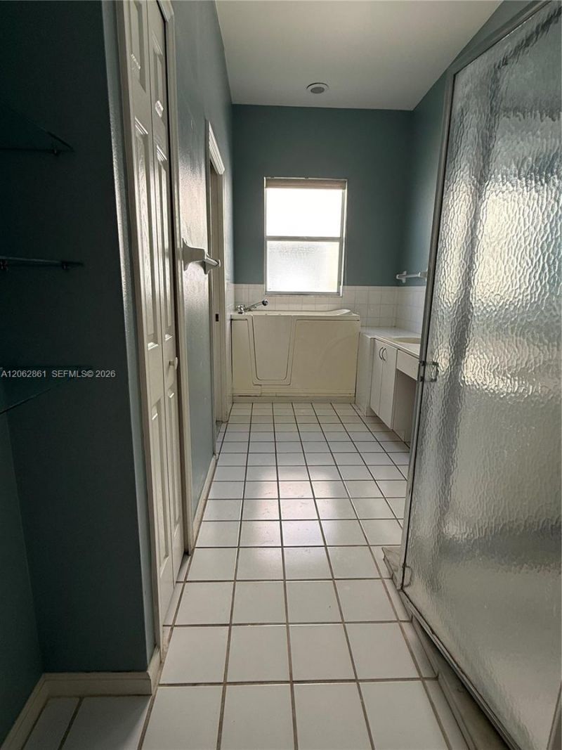 2435 SE 7th Pl, Unit 2435, Homestead, FL 33033 Photo