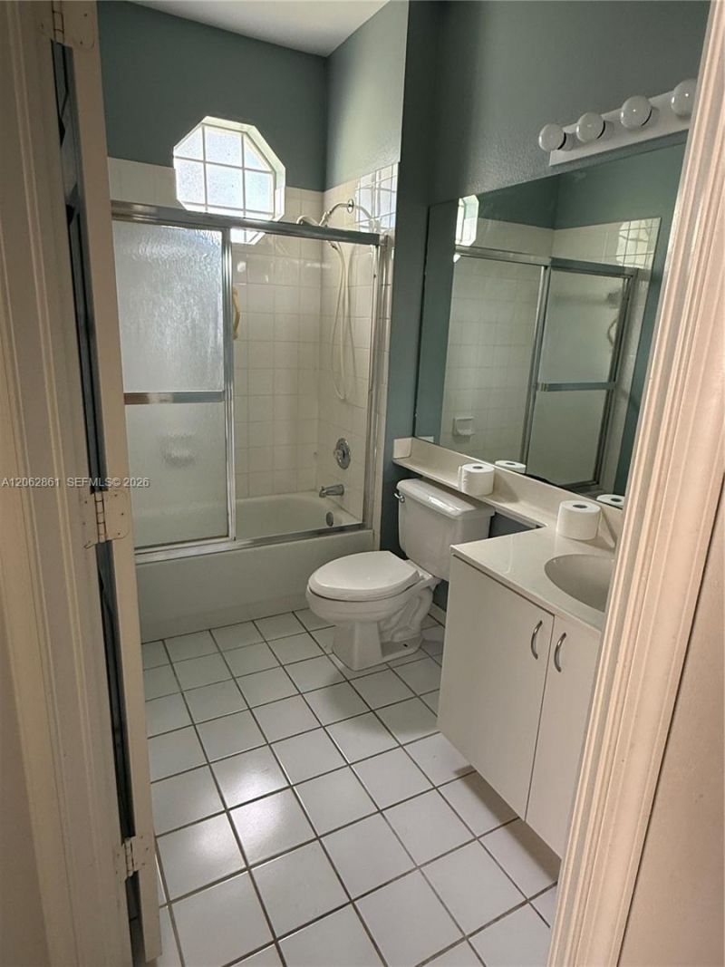 2435 SE 7th Pl, Unit 2435, Homestead, FL 33033 Photo