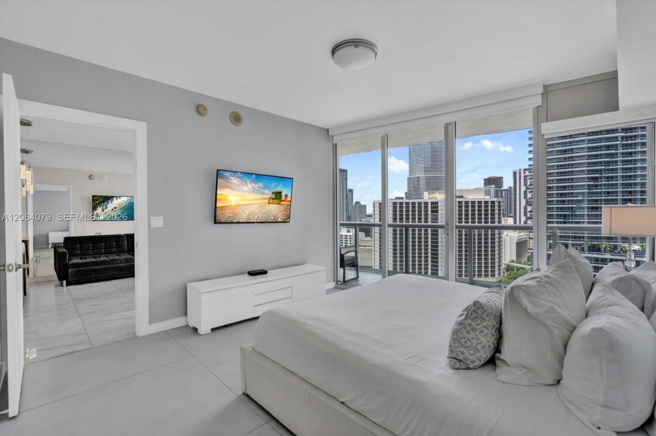 485 Brickell Ave , Unit 2103, Miami, FL 33131 Photo