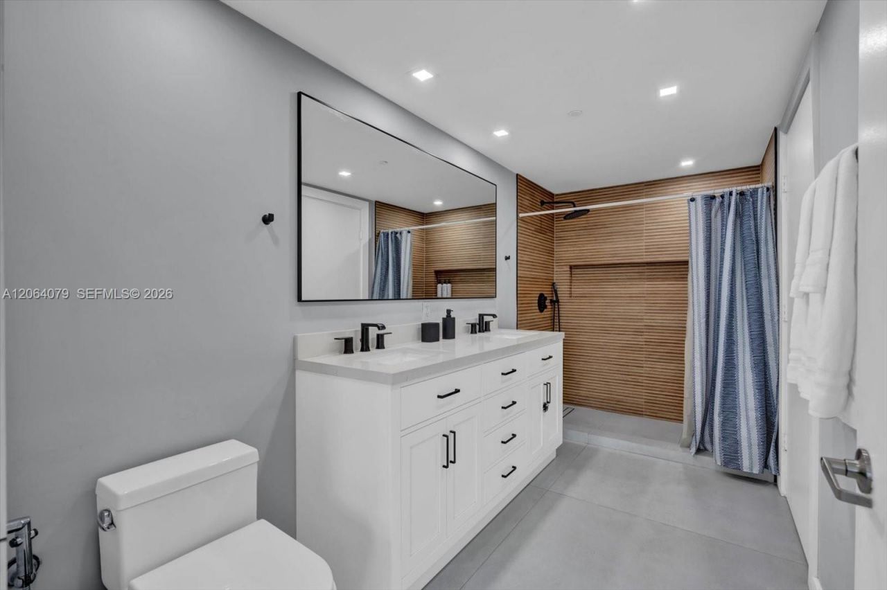 485 Brickell Ave , Unit 2103, Miami, FL 33131 Photo