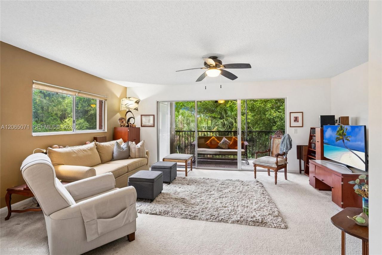 900 SW 142nd Ave , Unit 301L, Pembroke Pines, FL 33027 Photo