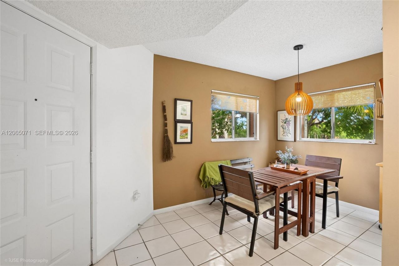 900 SW 142nd Ave , Unit 301L, Pembroke Pines, FL 33027 Photo