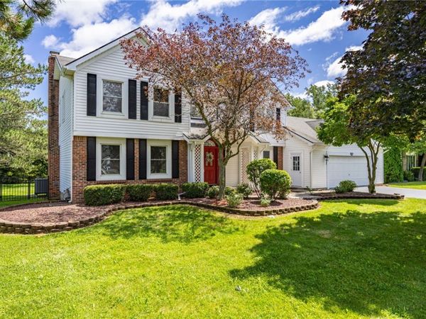 14 Silver Fox Circle , Greece, NY 14612