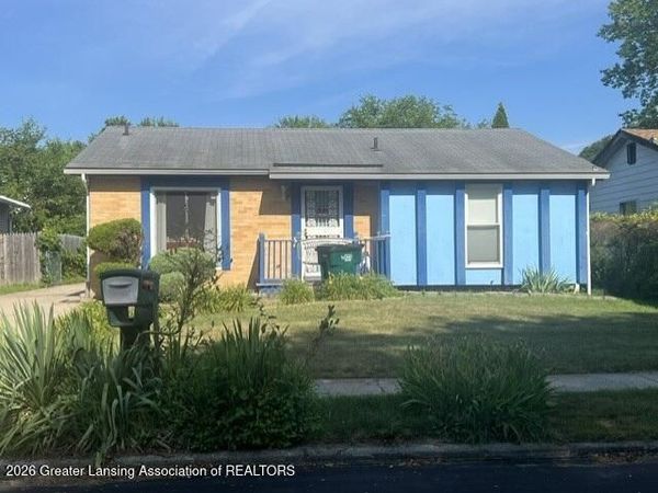 4322 Macdougal Circle, Lansing, MI 48911