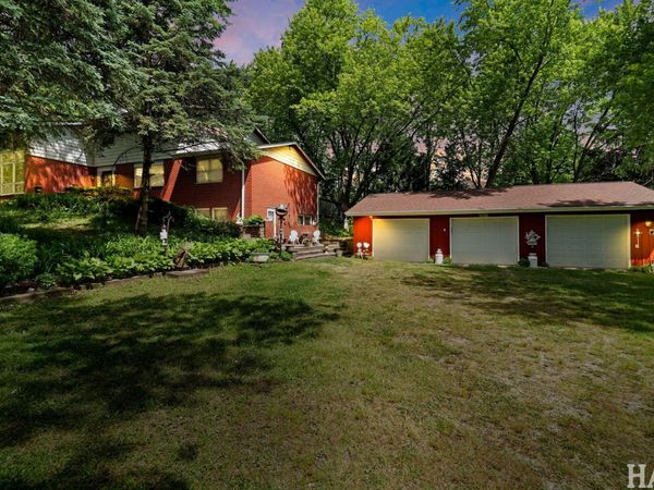 11012 Lucas Road, Woodstock, IL 60098