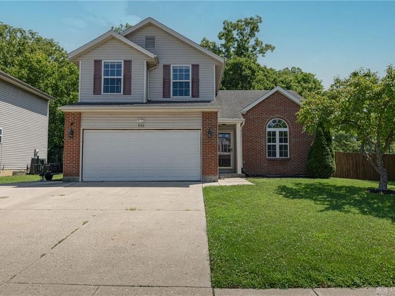 592 Sherman Drive, Franklin, OH 45005 Photo 1